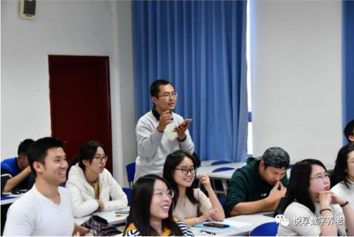 “智慧养老，相信未来” ——悦享数字走进清华大学(图4)