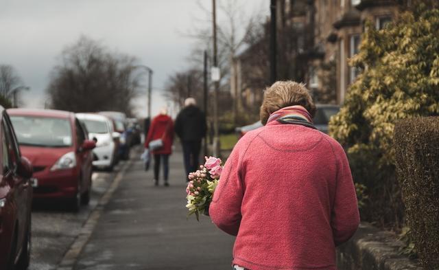 如果是你，你会跟儿女住一起养老吗？(图4)